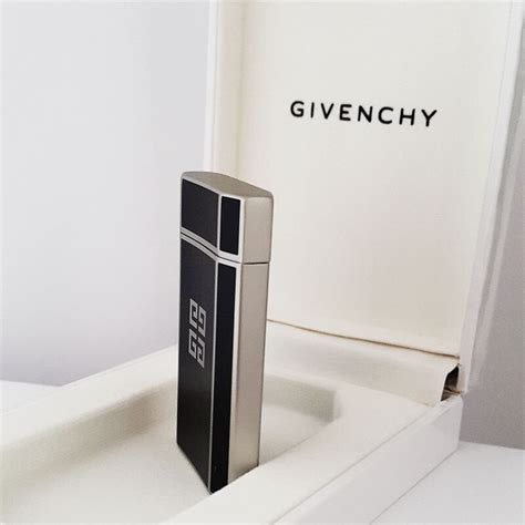 bricheta givenchy